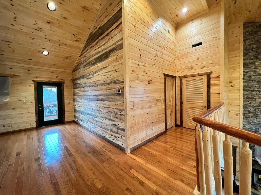 * * 4 Master Bedrooms, Views, Theater, Arcade, Evc Gatlinburg Exterior foto